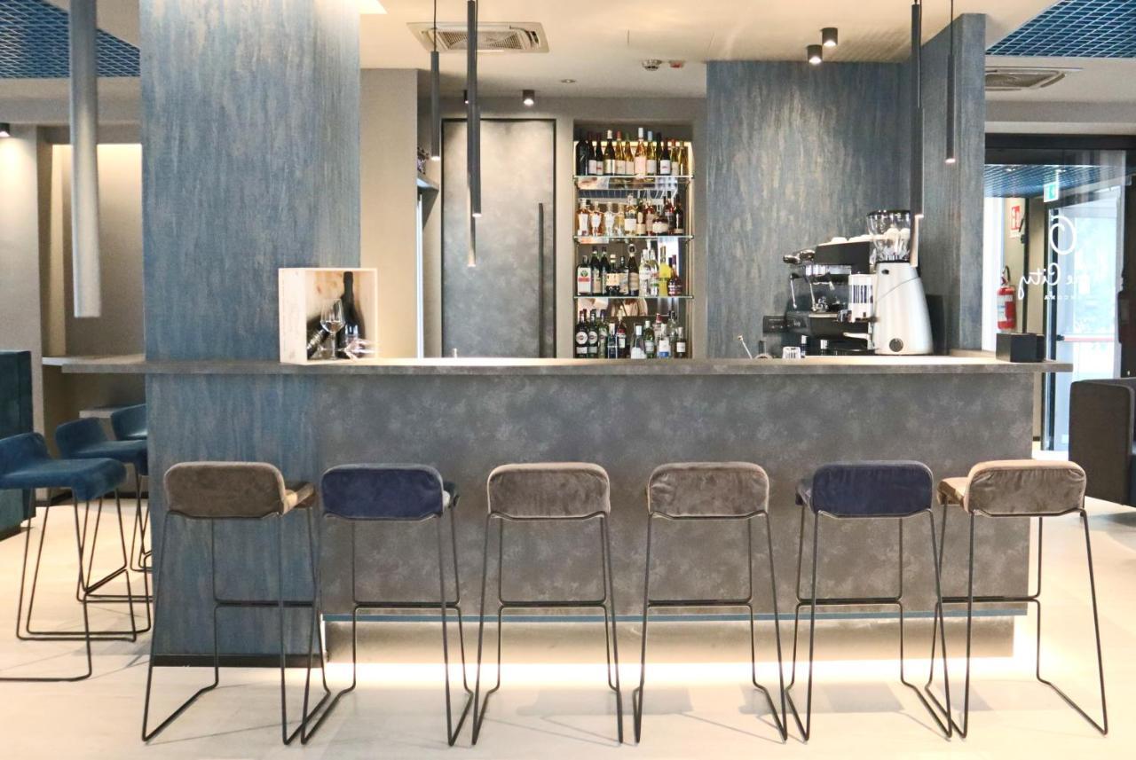 אנקונה The City Hotel מראה חיצוני תמונה