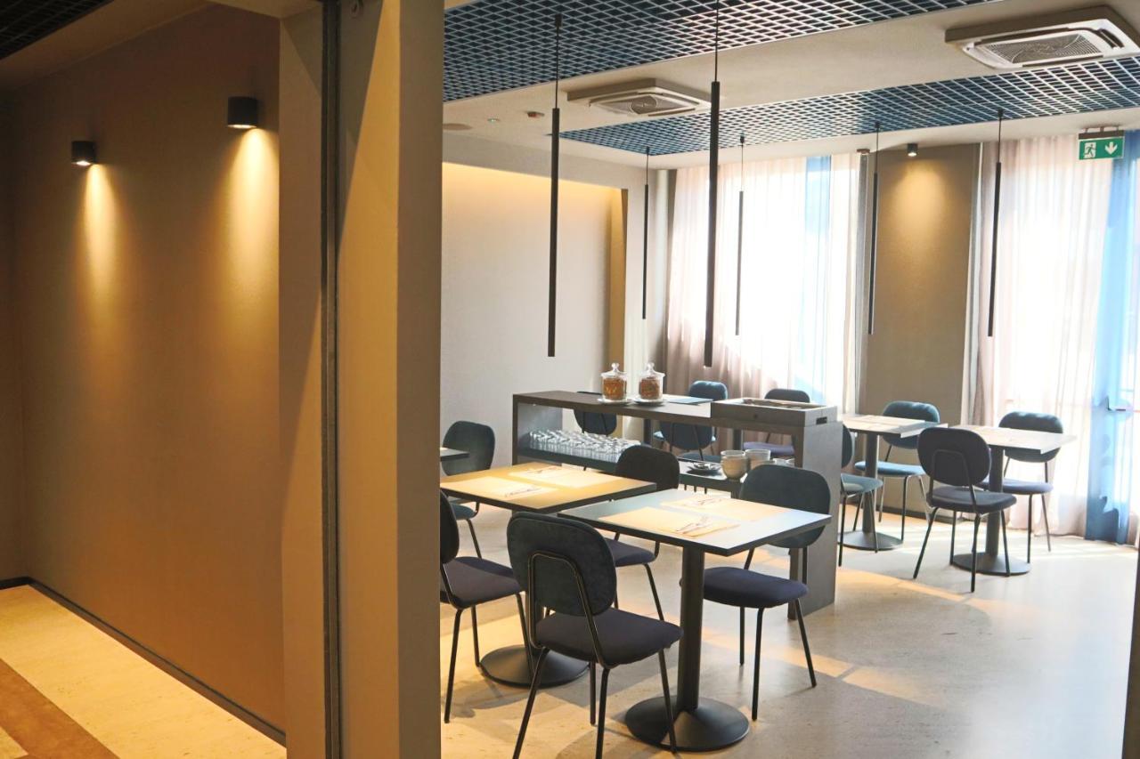 אנקונה The City Hotel מראה חיצוני תמונה
